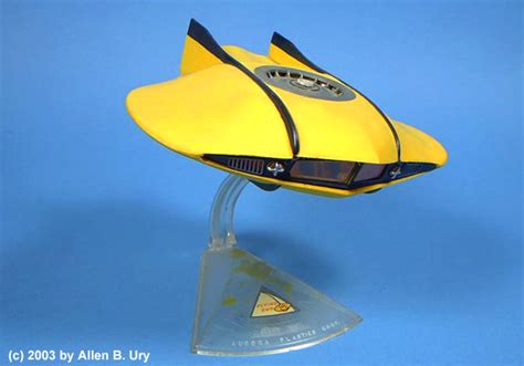 Flying Sub 148 Model Kit By Aurora