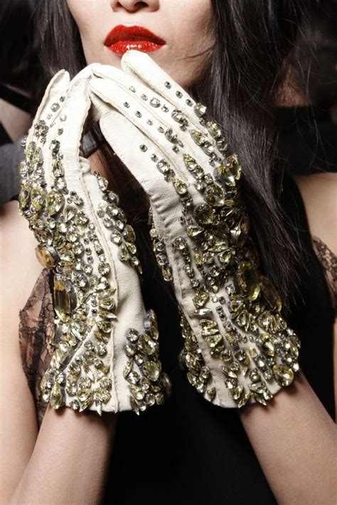 Embellished Haute Couture Gloves Beautiful Gloves Details Pinterest Fashion Gloves Y