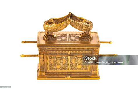 The Ark Of The Covenant Isolated On A White Background Stok Fotoğraflar