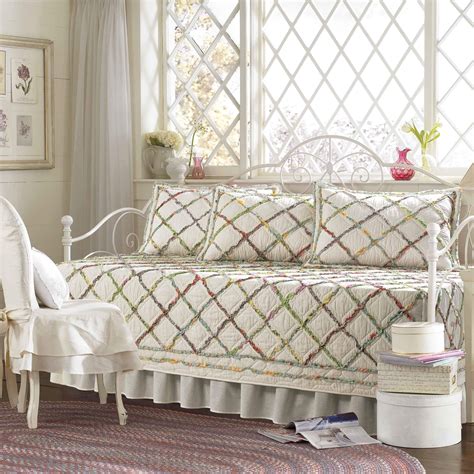 Daybed Covers & Sets | Daybed bedding sets, Daybed cover sets, Daybed sets