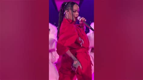 Rihannarihanna Back On Stagerihanna Dance Step Bom🤸‍♀️ Woowviral