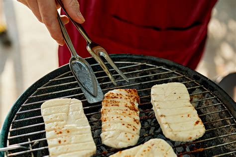What Are The Best Cheeses For Grilling