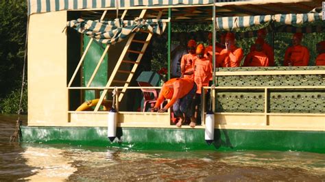 Ambassador Swims Sudanese Nile To Prevent Drowning Cnn