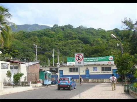 El diario de hoy | cuatro historias de residentes de la unión, san miguel, santa ana y san salvador relatan como fue el proceso de aplicación de la primera dosis de la vacuna. La Union El Salvador - YouTube
