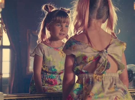 Alicethroughthelookingglass Pinks Hubby And Daughter Star In Just Like Fire Mv Hype My