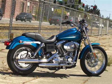 Alarm and immobiliser now standard. 2005 Harley-Davidson FXDXI Dyna Super Glide Sport - Moto ...