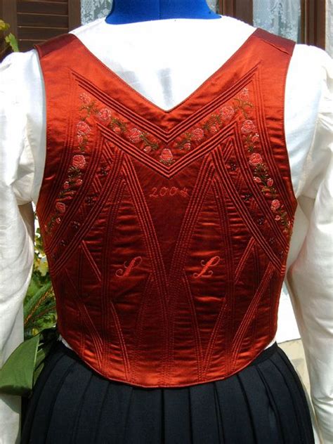 We did not find results for: Dirndl-Mieder klassisch | Dirndl, Dirndl mieder, Dirndl ...