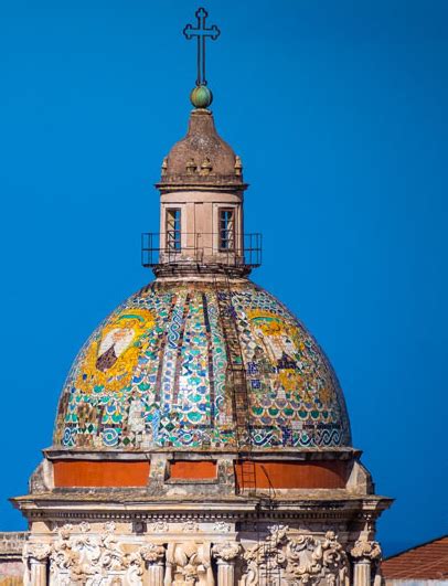 cupole colorate la chiesa del carmine maggiore start your travel