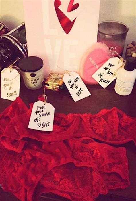 Romantic photo frame gift for boyfriend. Stunning diy romantic valentine days decorations ideas 35 ...