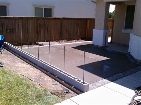 New Front Yard Patio With Block Wall Solano County Yolo County