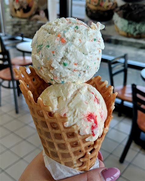 These Perfect Ice Cream Scoops Rpics