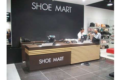 Creative Display Retail Fit Outs Shop Fitting In Dubai Uae