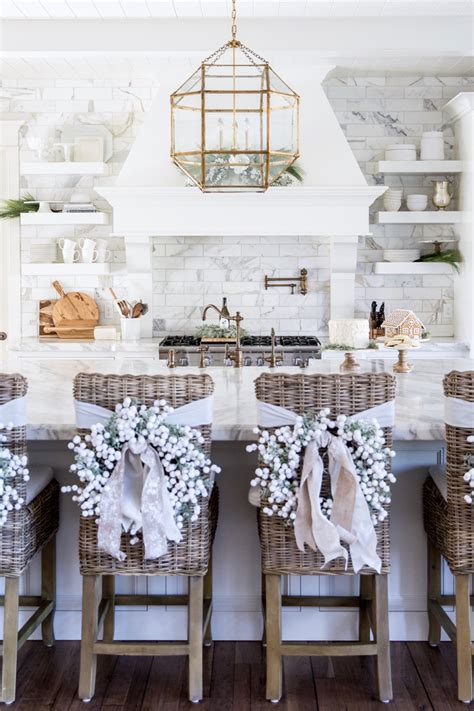 Shop over 1000 light up novelties & led party favors for every occasion. Winter White & Holiday Red | Two Christmas Decor Themes ...