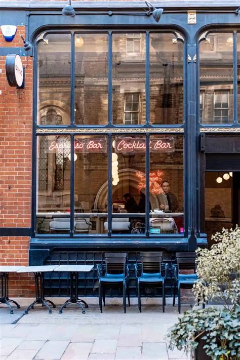 Best Cafes in Covent Garden | 12 Cosy Coffee Shops To Visit | Hues Of