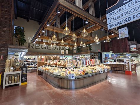 TOUR: DeCicco & Sons - Somers, NY