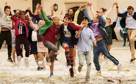 Ein magisches tier, das sprechen kann! Die Schule der magischen Tiere (2021) | Film, Trailer, Kritik