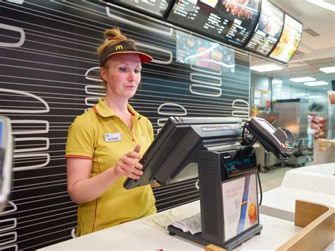 Fast Food Employees Reveal Things Customers Do That Annoy Them