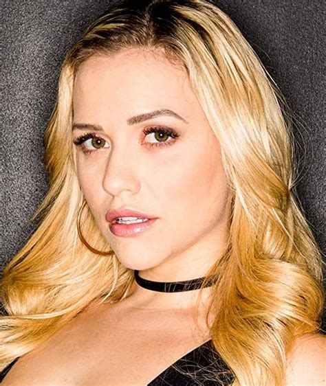 Mia Malkova Películas Biografía Y Listas En Mubi