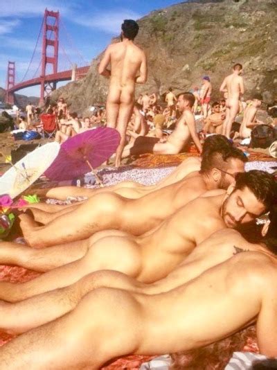 Male Nude Butt Outdoors Hot Sex Picture