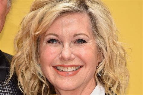 Olivia Newton John Is Totally Confident In Her Cancer Fight