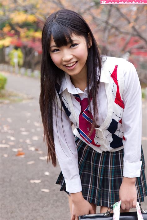 rina nagai schoolgirl
