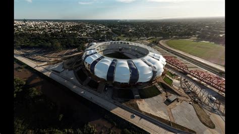 El estadio santiagueño estará finalizado en mayo y albergará el partido entre uruguay y paraguay, el 30 de junio. ⚽️ Obra Estadio Unico Santiago del Estero - Febrero 2020 ...