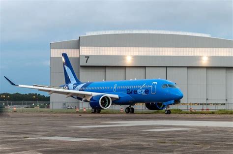 Breeze Airways Boosts A220s Order Unveils First A220 Livery