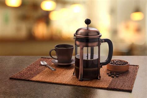 Place ground coffee in french press and slowly add 36oz. Coffee Showdown: The Best Ways to Brew - The GentleManual