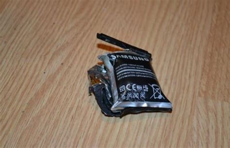 Watch the video explanation about lithium ion batteries: Why do Smartphones Explode and How to Prevent it | DroidViews
