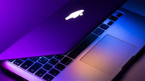 Apple Sepertinya Bakal Kembali Sematkan Logo Backlit Di Macbook
