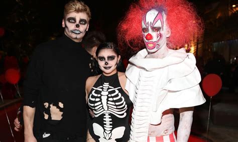 Ariel Winter Y El Disfraz De Halloween Perfecto Para Rezagadas Muy Atrevidas Foto 1