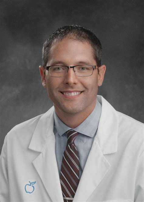 Dr Derek Thomas Joins Hematology And Oncology Associates News Article