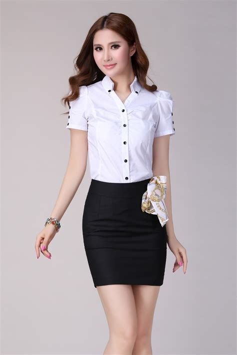 Summer Fashion Ladies White Short Sleeved Blouse Black Skirt