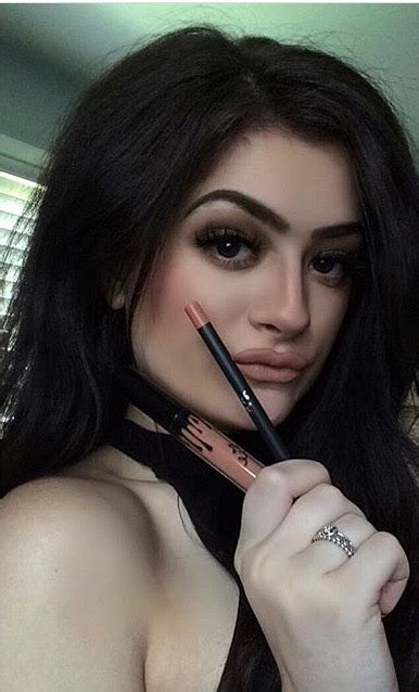 kylie jenner lookalike hire lookalikes impersonators