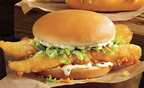 Fast food (usually uncountable, plural fast foods). The Top 10 Fast Food Seafood Items Across The USA, Ranked