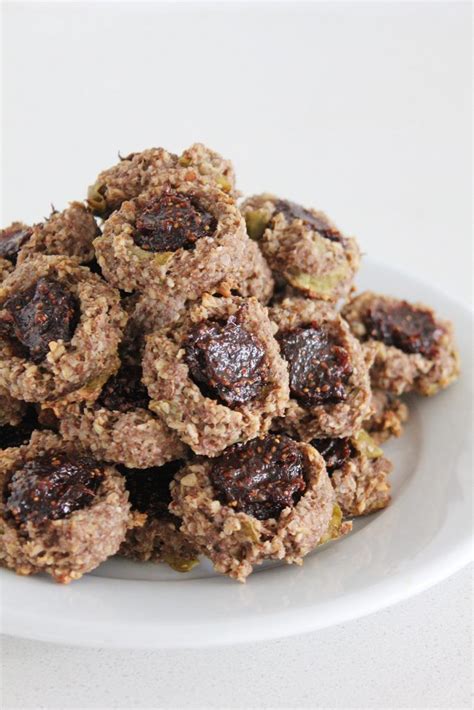 I love that this recipe is pure protein, fiber, and energy, with no added sugar. Pin on figs