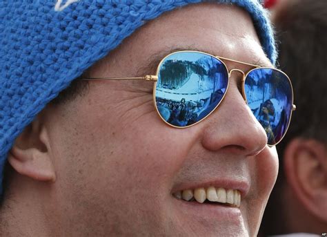 Perdana Menteri Rusia Dmitry Medvedev Menonton Kompetisi Ski Di Sochi