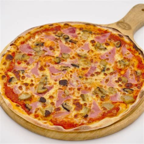 Pizza Ham And Mushroom Bakerhaus Food And Beverage