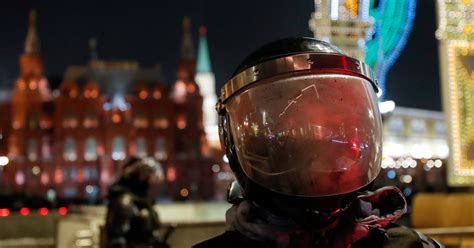 sniper sought no experience needed russian riot police launch recruitment ad blitz reuters
