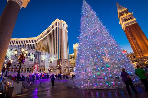 7:57 pm pdt on sunday, august 22 When is it the best time to visit Las Vegas during winter ...