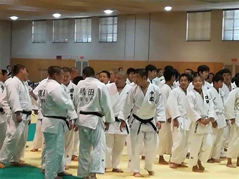 Oct 11, 2020 · 2021.07.28 全国小学生学年別柔道大会愛媛県予選 試合結果(男子) 試合結果(女子) 2021.07.20 全国小学生学年別柔道大会愛媛県予選 有朋おやじの心 : 全国中学校柔道大会広島県予選（個人戦 ...