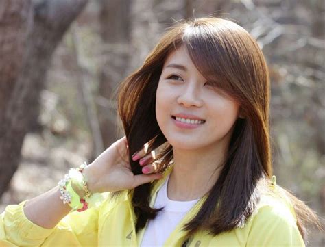 Actress Ha Ji Won Preparing For Hollywood Amid Busy Schedule Cyns
