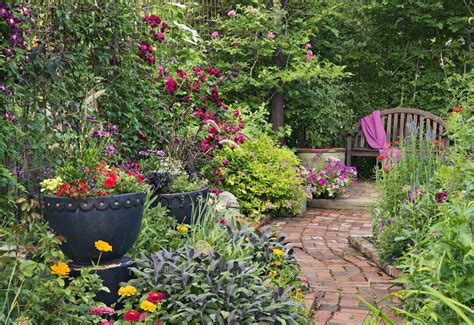 This Old House — How To Create A Secret Garden Colorful Plantings