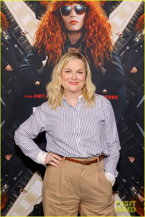 Photo Natasha Lyonne Amy Poehler Russian Doll Tastemaker 10 Photo 4742276 Just Jared