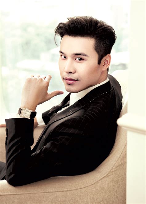 Dưới phần bình luận, nữ diva nhận được rất nhiều lời chúc mừng của mọi người. Doanh nhân trẻ Lâm Thành Kim: "Ý tưởng khác biệt sẽ tạo ra ...