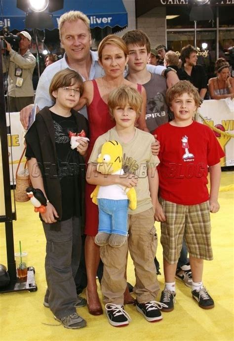 Actress Patricia Heaton 49 And Her Husband David Hunt And Their Four Sons — Sam 14 John