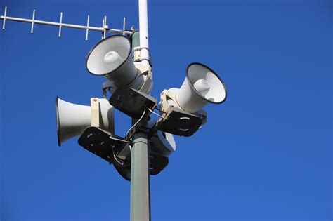 Tsunami warning issued after the powerful quake struck about 60 miles off the coast of alaska. Tsunami siren warning test on Sunday 7 April | OurAuckland