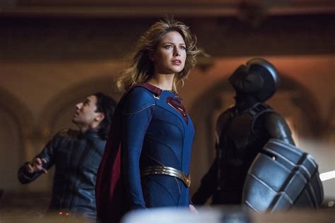 Supergirl Gets An Awesome New Suit In More Photos From The Season