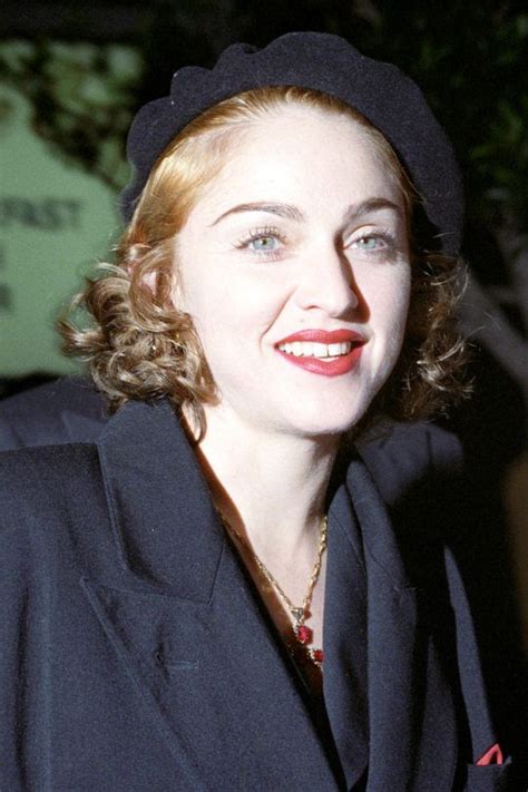Зарубежный поп музыка для танцев. Madonna | Madonna, Madonna 90s, Madonna 80s