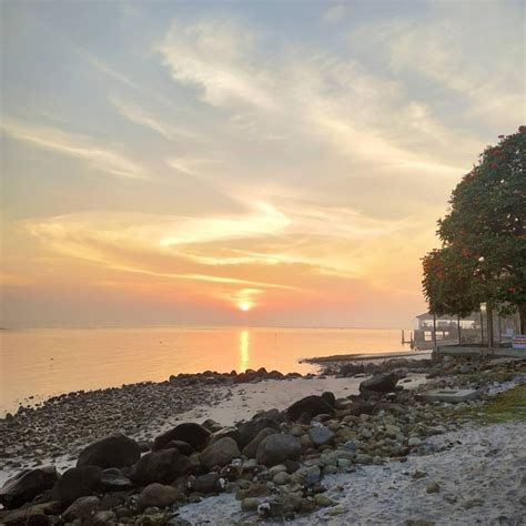 Good availability and great rates. Pantai Cermin, Wisata Waterpark dengan View Pantai dan ...